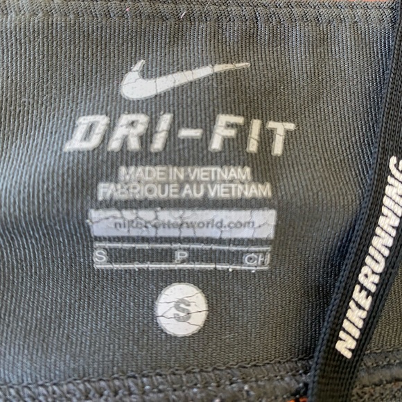 Nike Dri-fit Capri leggings - Picture 3 of 5